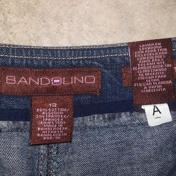 Womens Bandolino Stretch Jeans Sz 12 Denim Dark Wash Zipper Pockets Front Seam - Picture 2 of 8